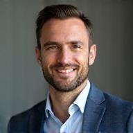 Professional portrait of Stefan Weber.
